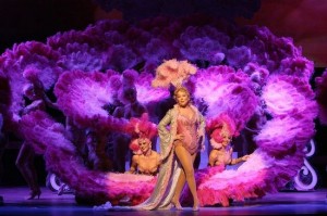 Bette Midler: The Showgirl Must Go On scene