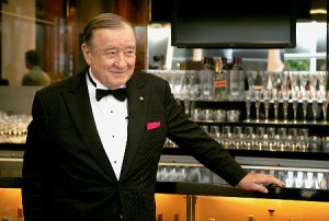 Le Cirque: A Table in Heaven movie scene